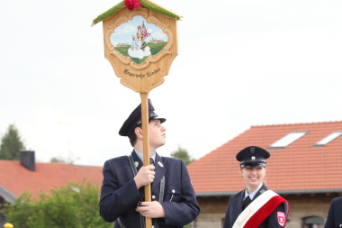 Linden Baiernrain Feuerwehr Schützen und Sporverein beim Trachtenfest Mai 2025 in Baiernrain 